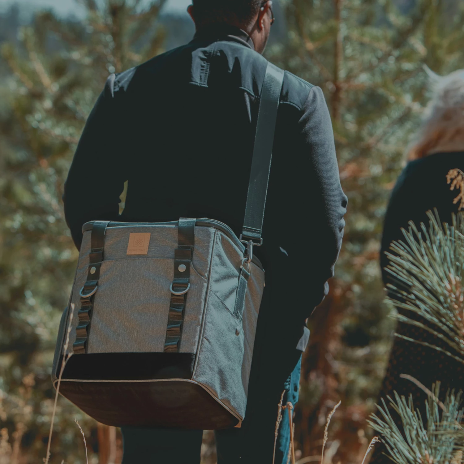 Frontier Picnic Cooler - Image 5